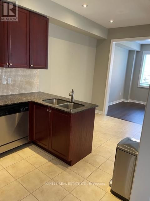 2449 GRAND OAK TRAIL Image 6