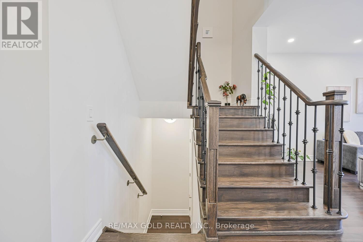 27 ENCLAVE TRAIL Image 21