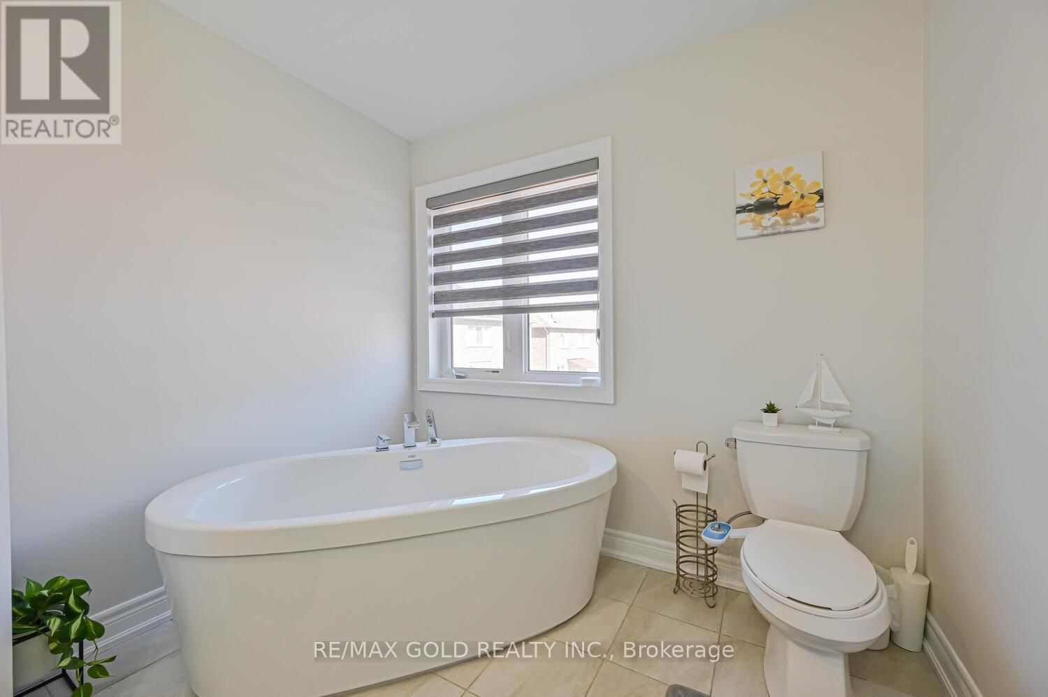 27 ENCLAVE TRAIL Image 30