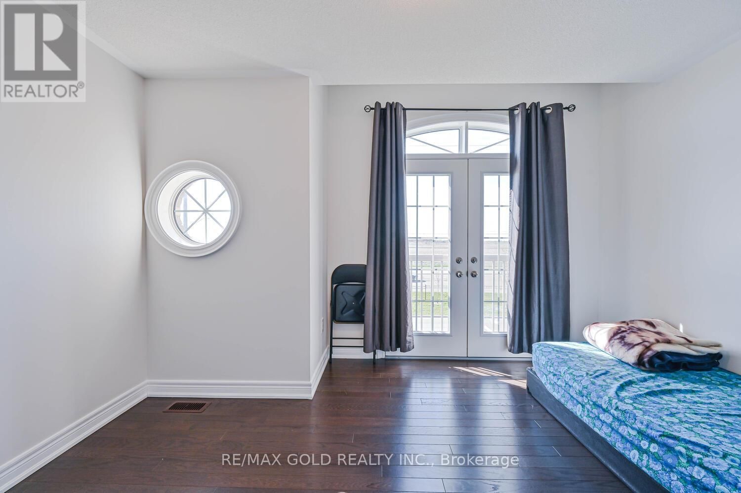 27 ENCLAVE TRAIL Image 34