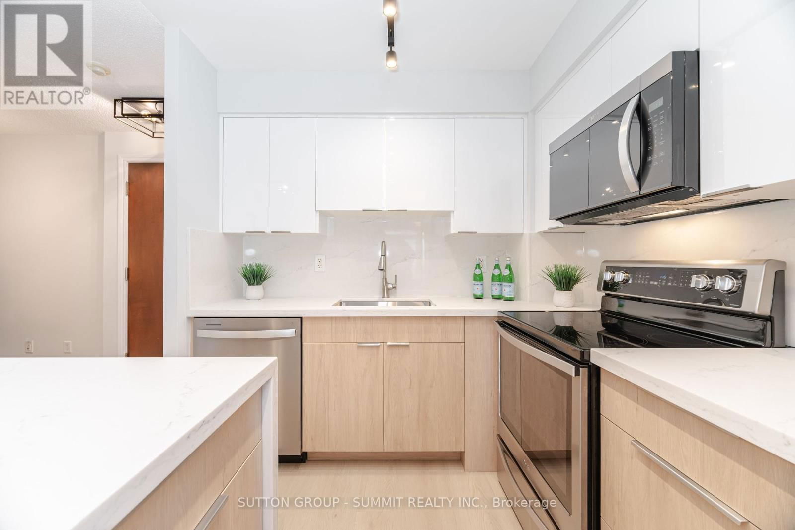 2310 - 310 BURNHAMTHORPE ROAD WEST Image 9