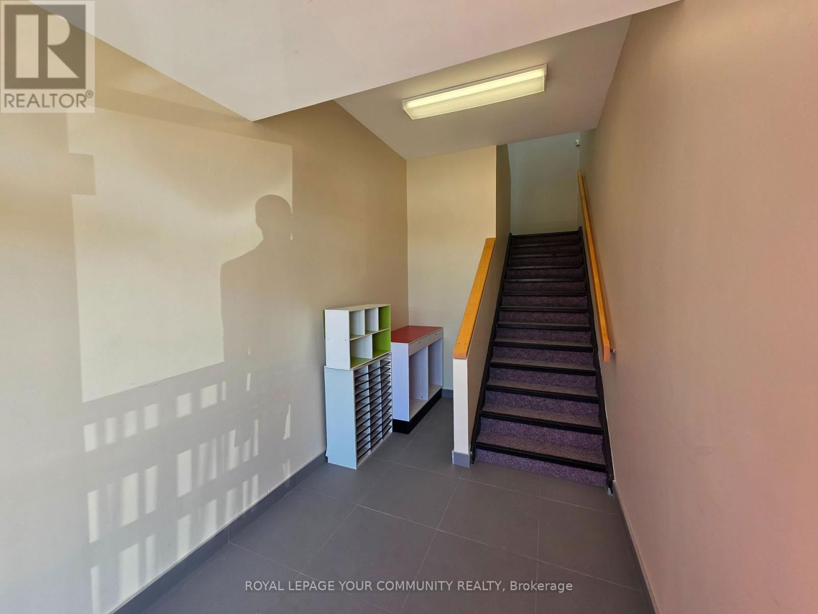 Dr 31-32 - 2155 DUNWIN DRIVE Image 11