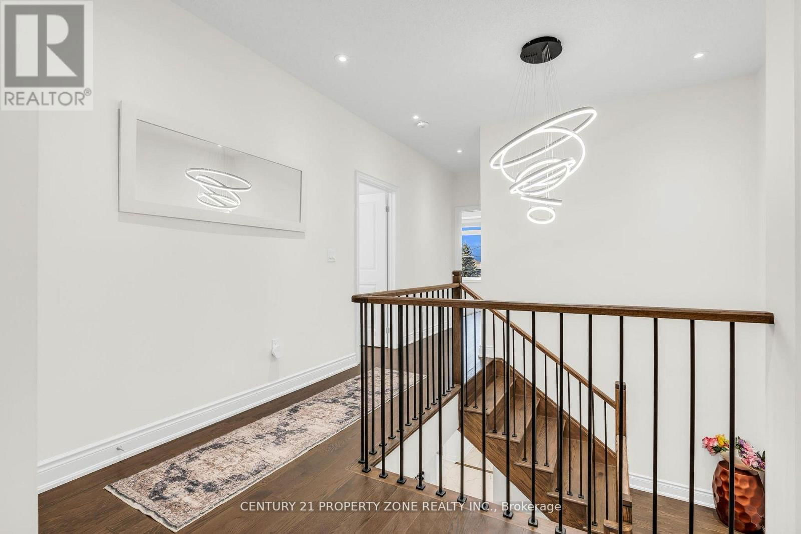 8925 HERITAGE ROAD Image 30