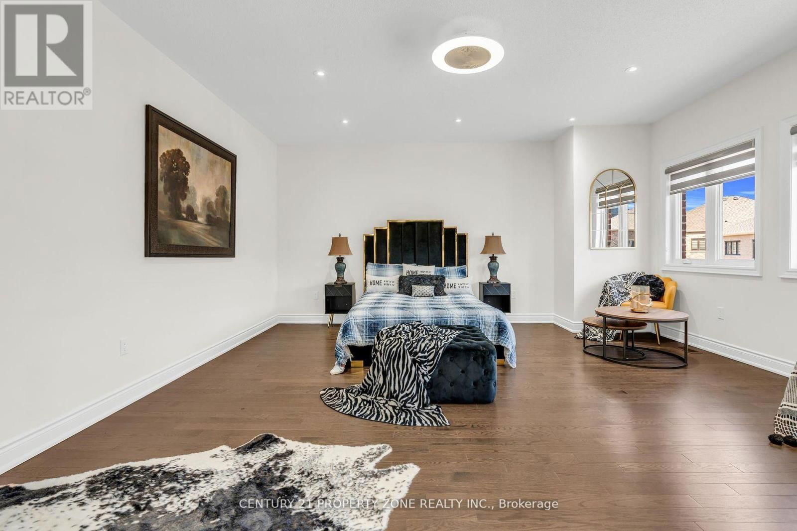 8925 HERITAGE ROAD Image 32