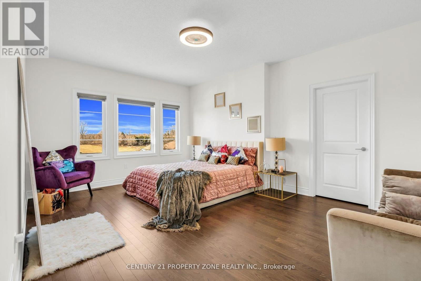 8925 HERITAGE ROAD Image 36