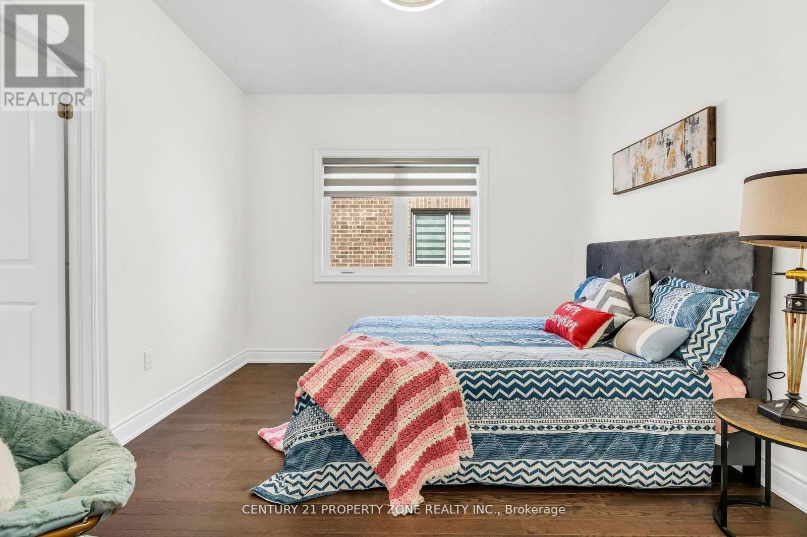 8925 HERITAGE ROAD Image 38