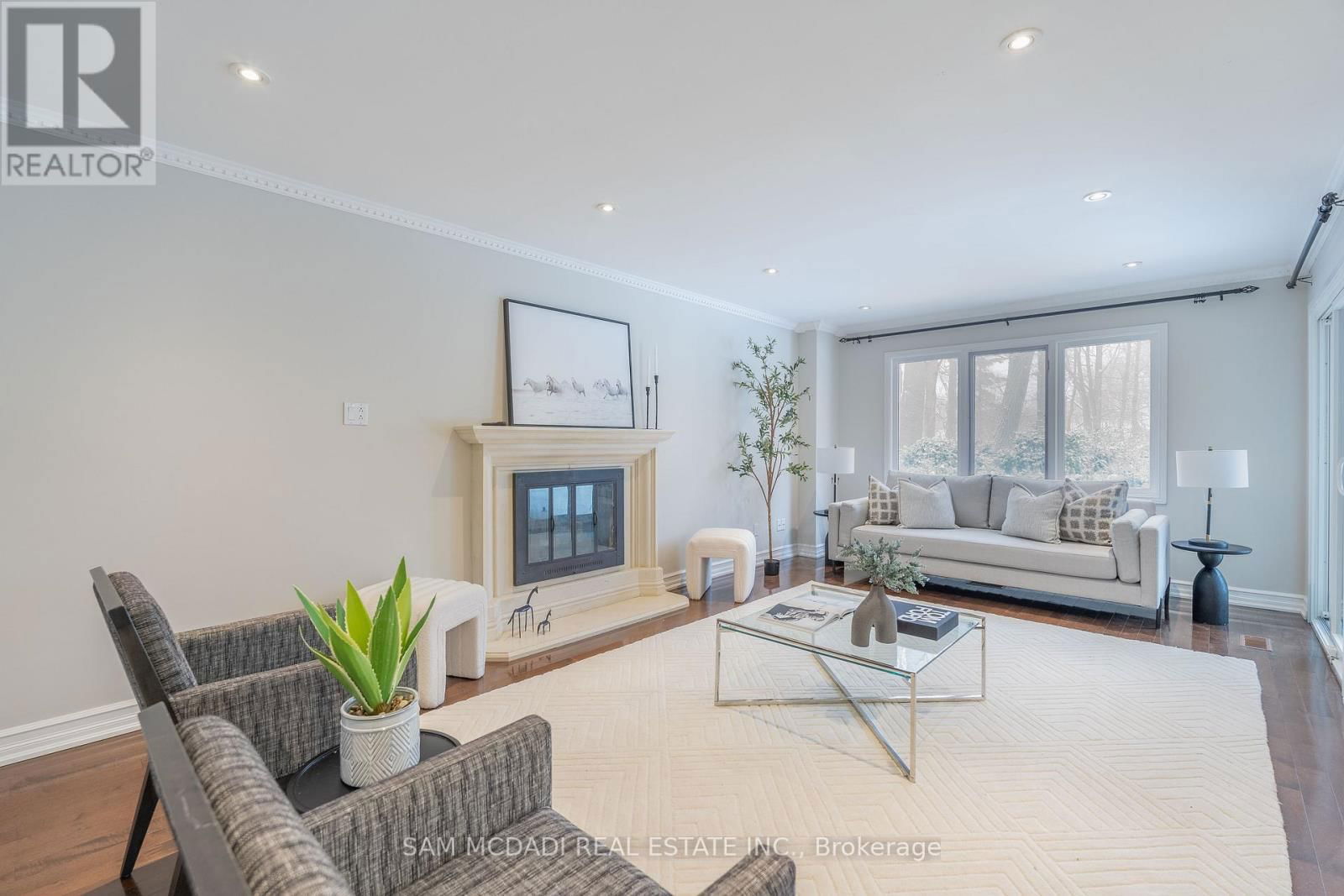1836 FRIAR TUCK COURT Image 14