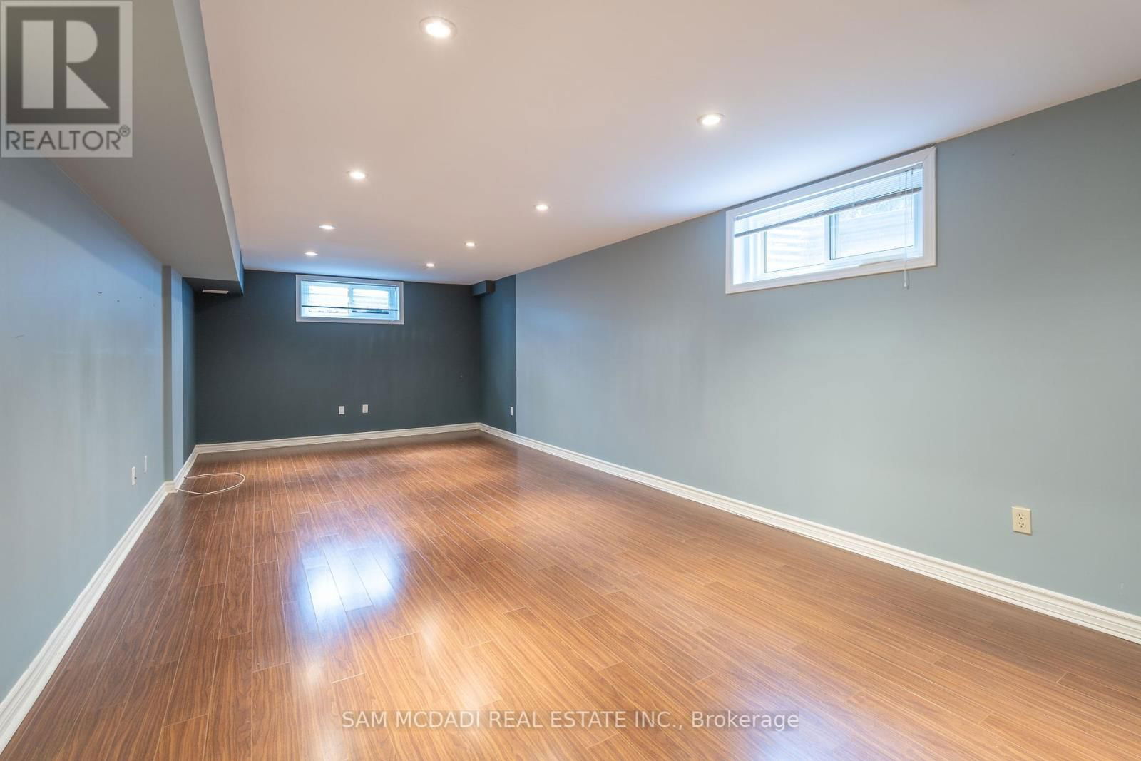 1836 FRIAR TUCK COURT Image 32