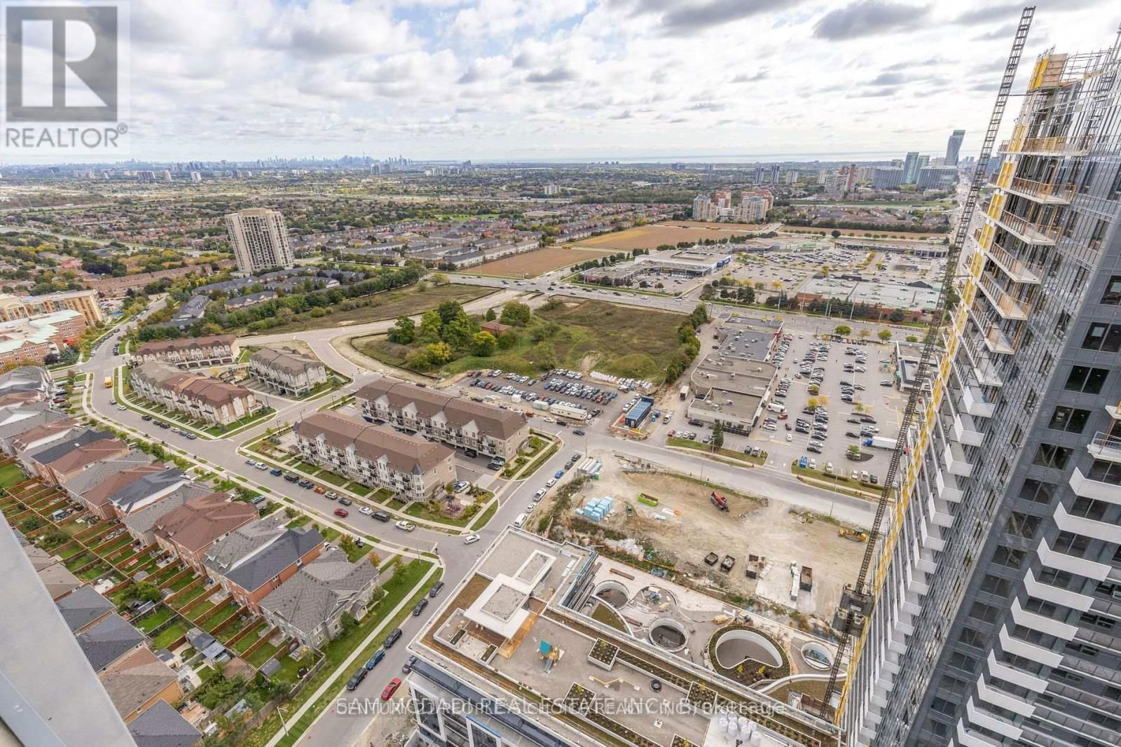 ph20 - 8 NAHANI WAY Image 11