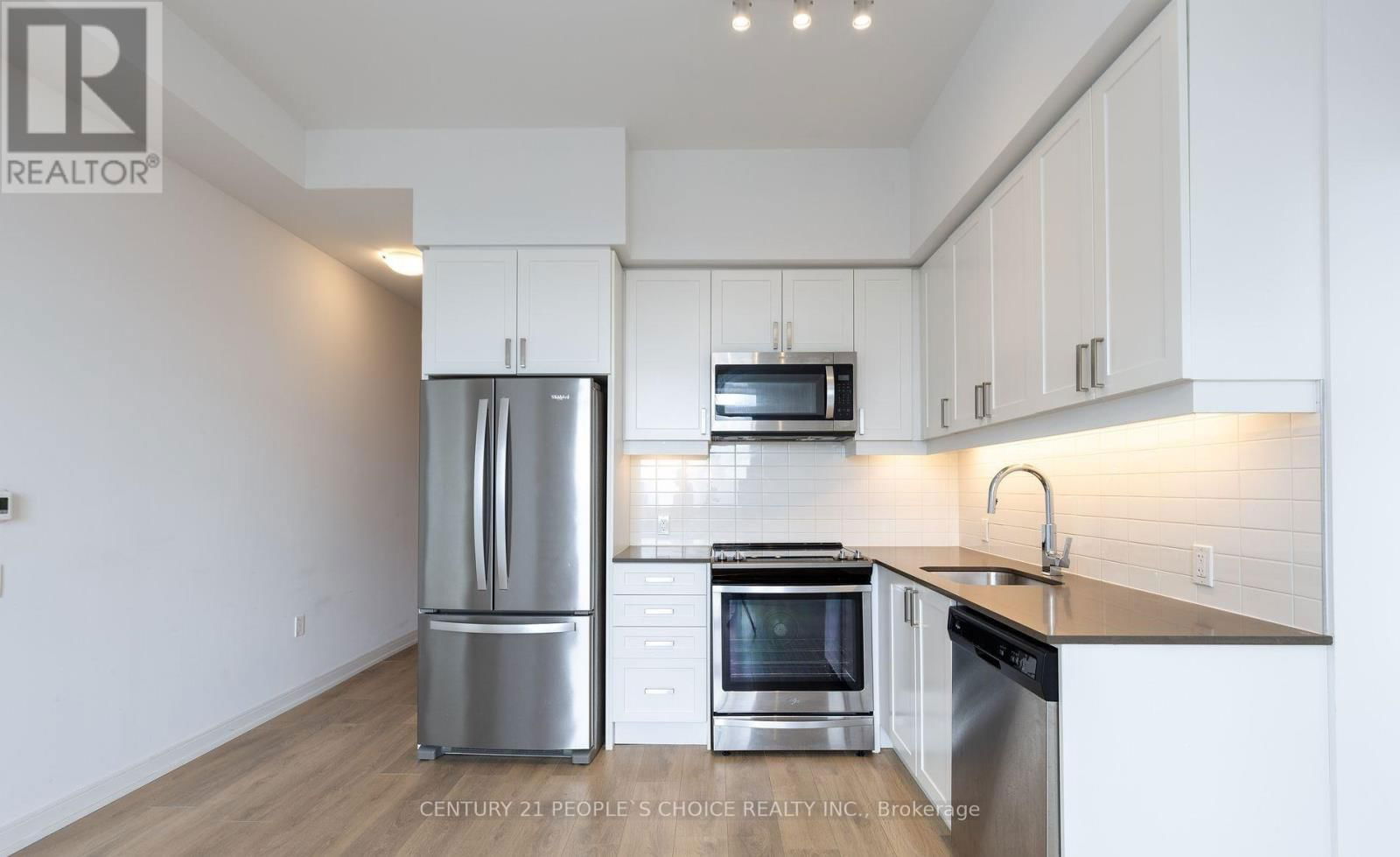 ph20 - 8 NAHANI WAY Image 7