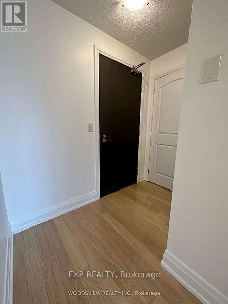 1115 - 1 DE BOERS DRIVE Image 4