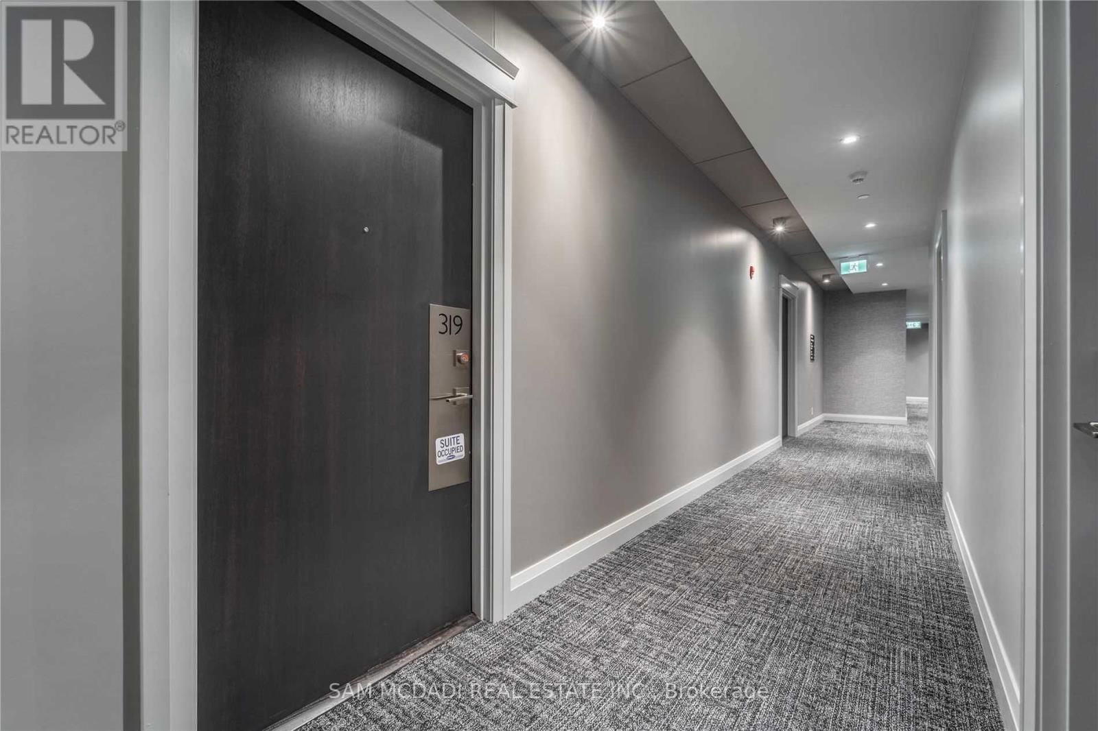 319 - 102 GROVEWOOD COMMON CRESCENT Image 3