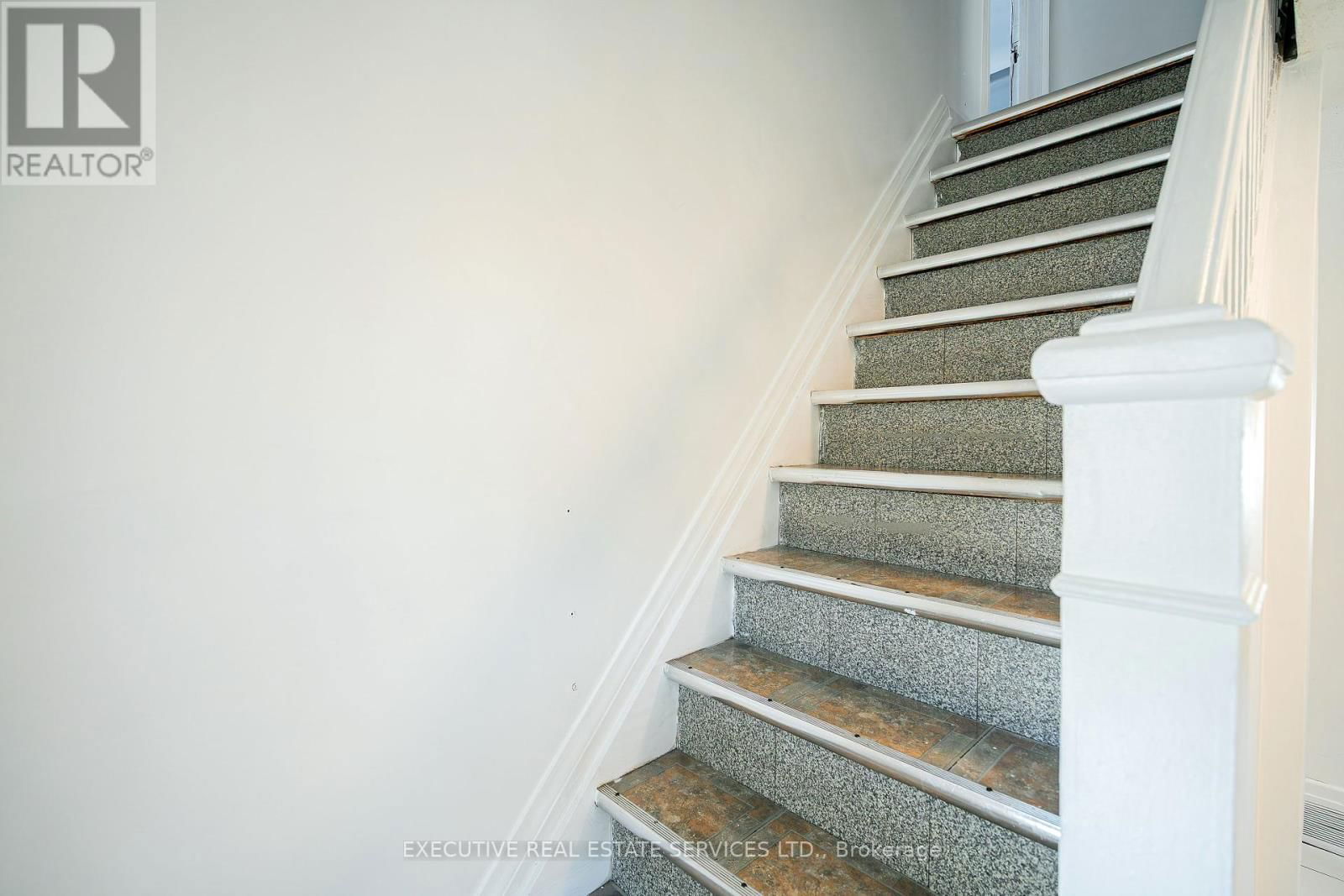 49 TRETHEWEY DRIVE Image 21