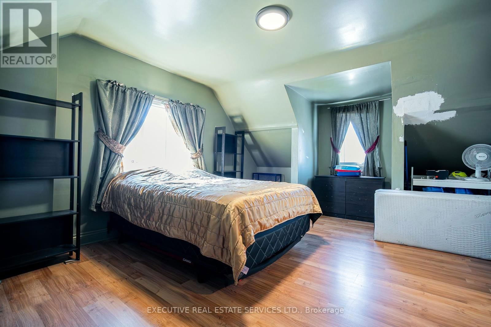 49 TRETHEWEY DRIVE Image 26