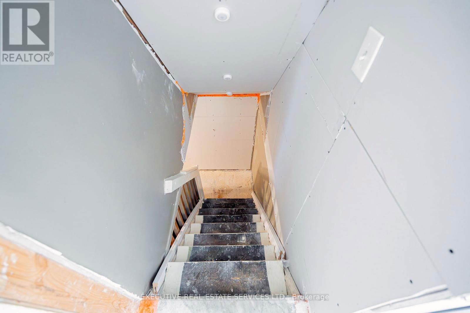 49 TRETHEWEY DRIVE Image 29