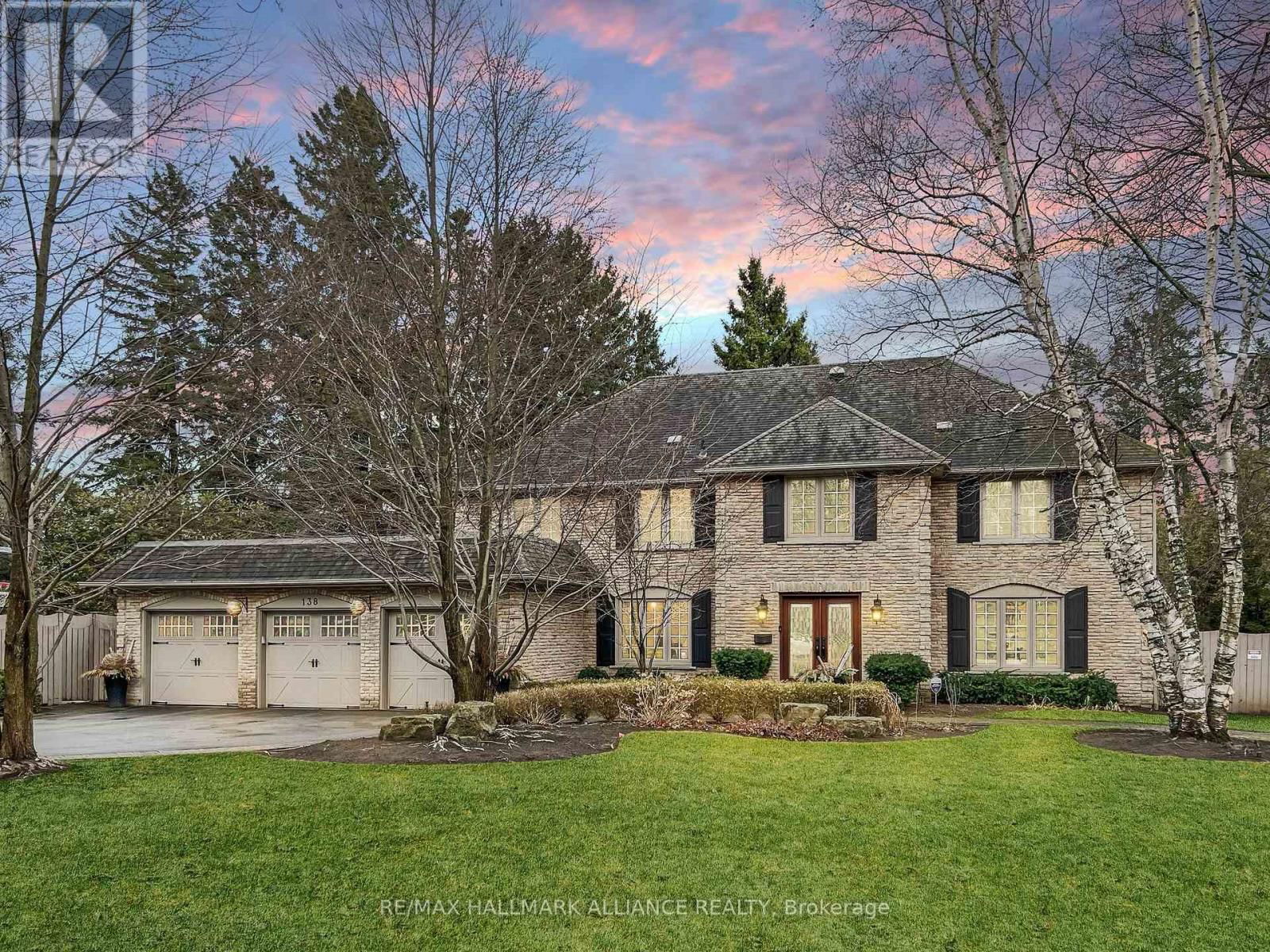 138 CAVENDISH COURT Image 43