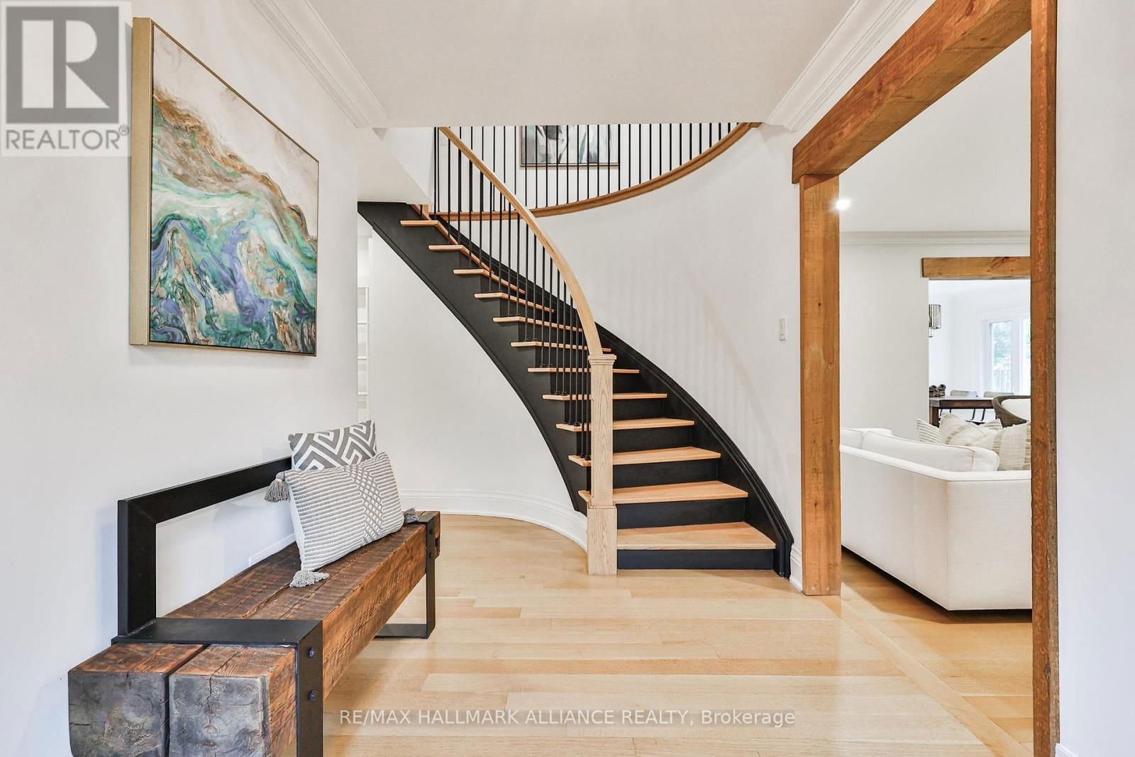 138 CAVENDISH COURT Image 5