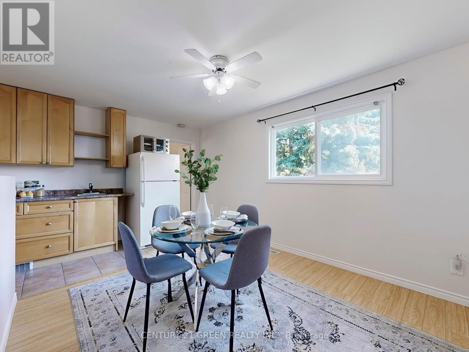 4 MCMURCHY AVENUE SOUTH Image 33