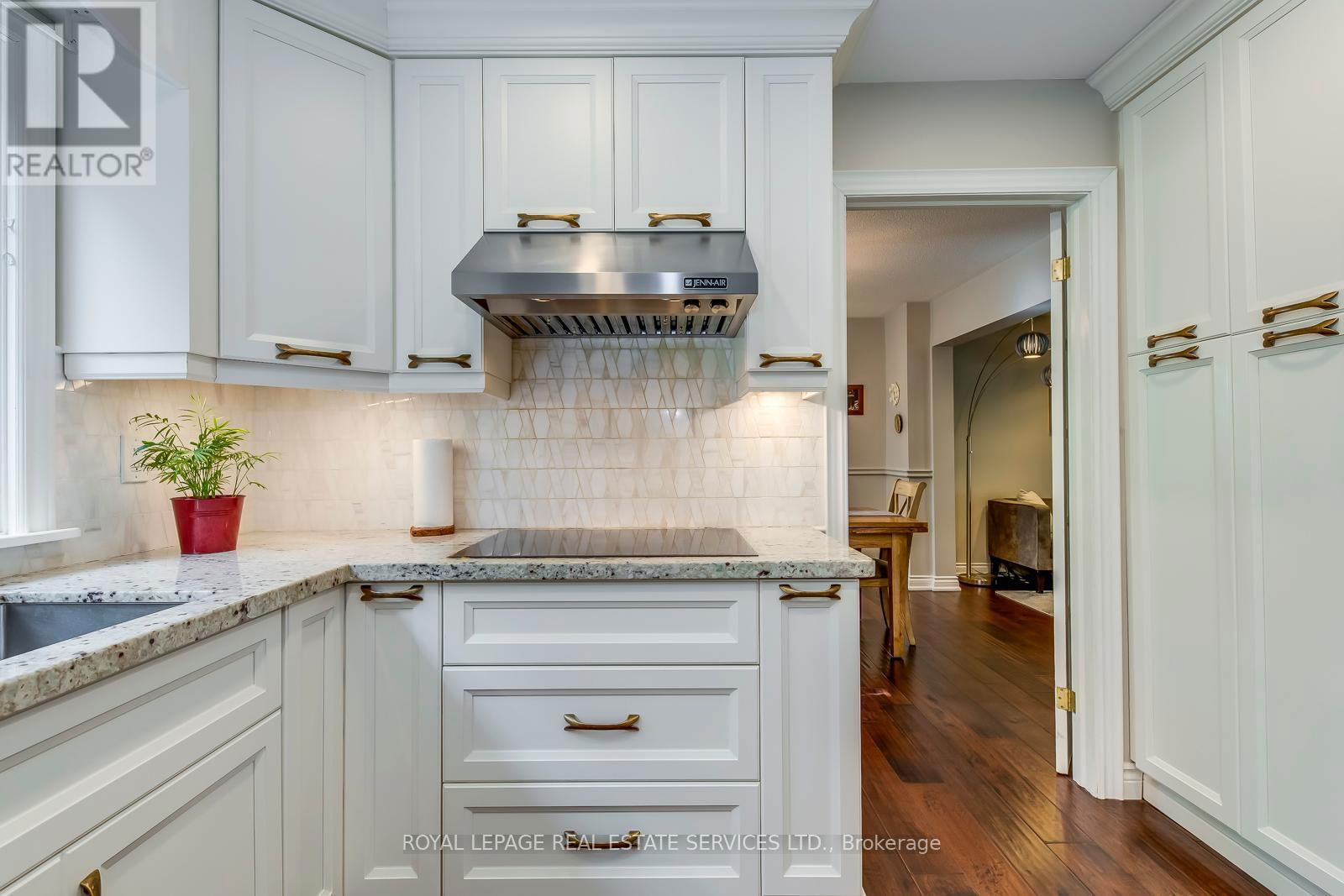 1460 CAULDER DRIVE Image 24