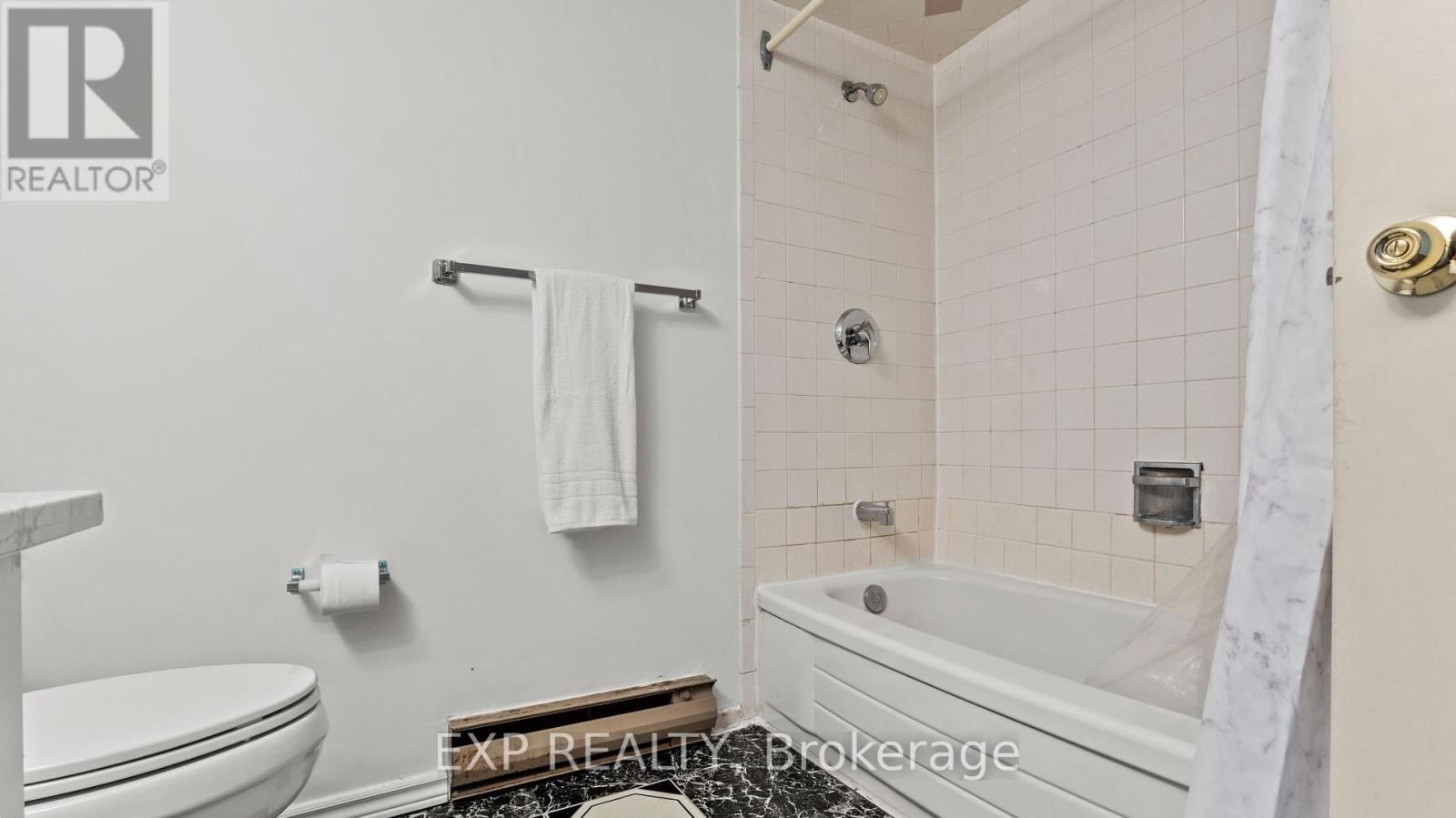 160 - 180 MISSISSAUGA VALLEY BOULEVARD Image 10