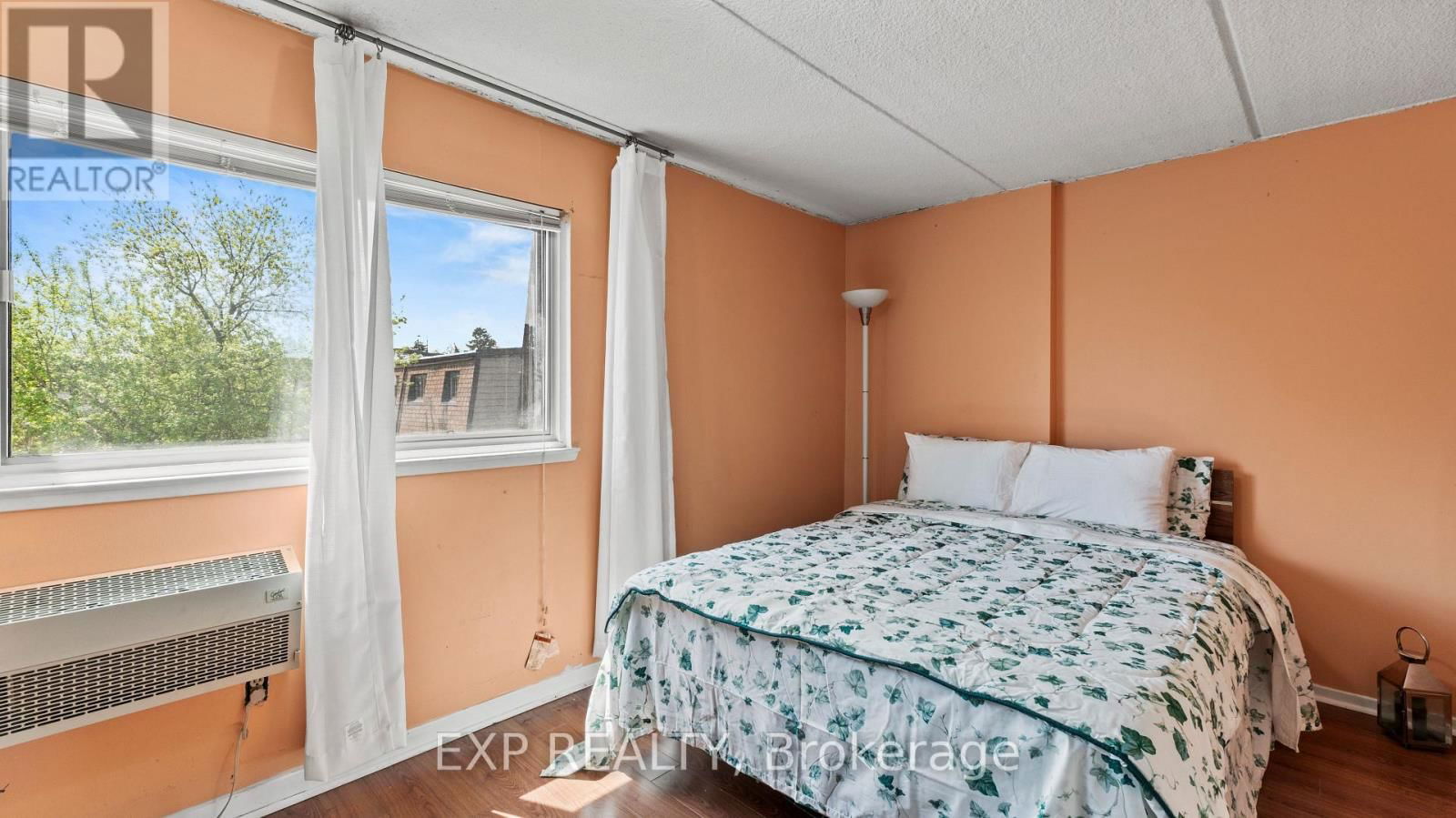 160 - 180 MISSISSAUGA VALLEY BOULEVARD Image 15