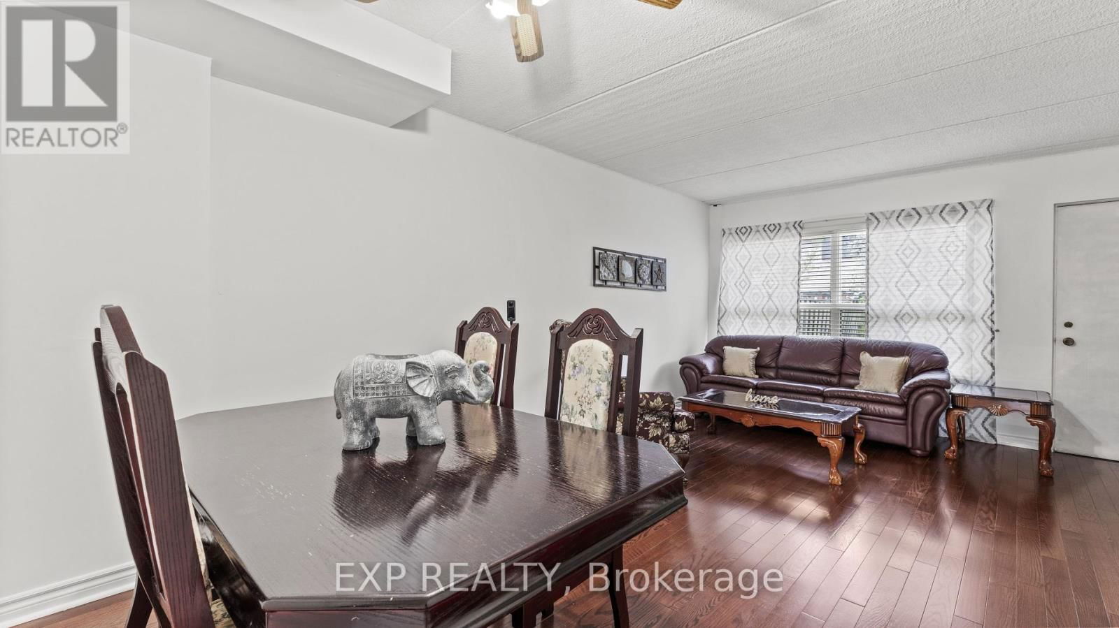 160 - 180 MISSISSAUGA VALLEY BOULEVARD Image 2