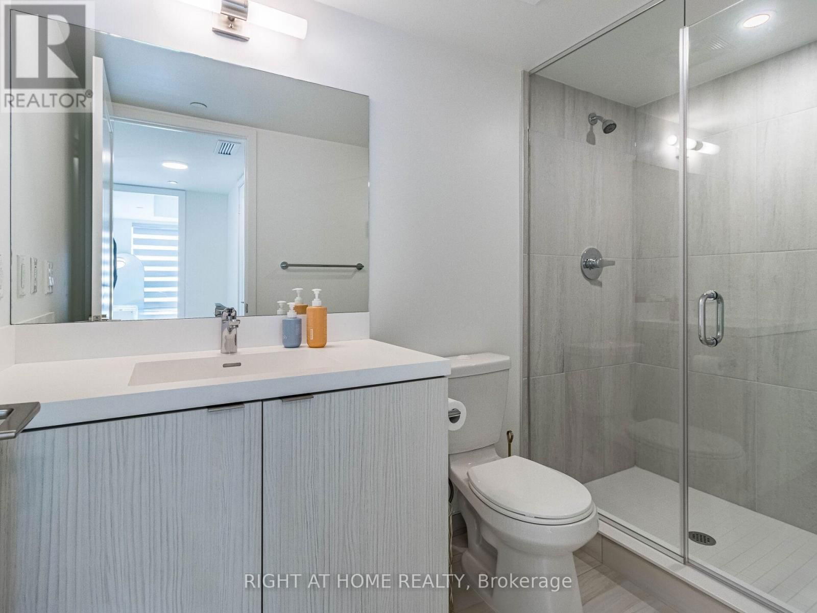 1401 - 10 EVA ROAD Image 23