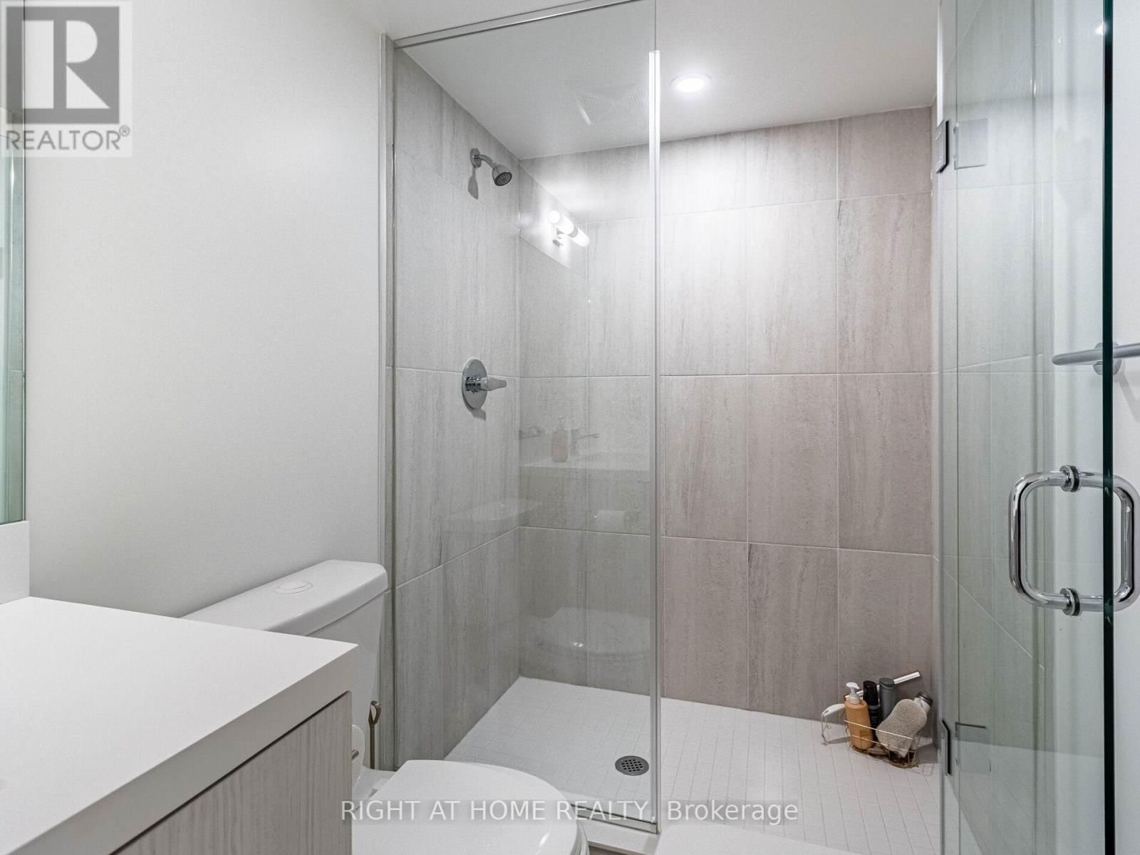 1401 - 10 EVA ROAD Image 24