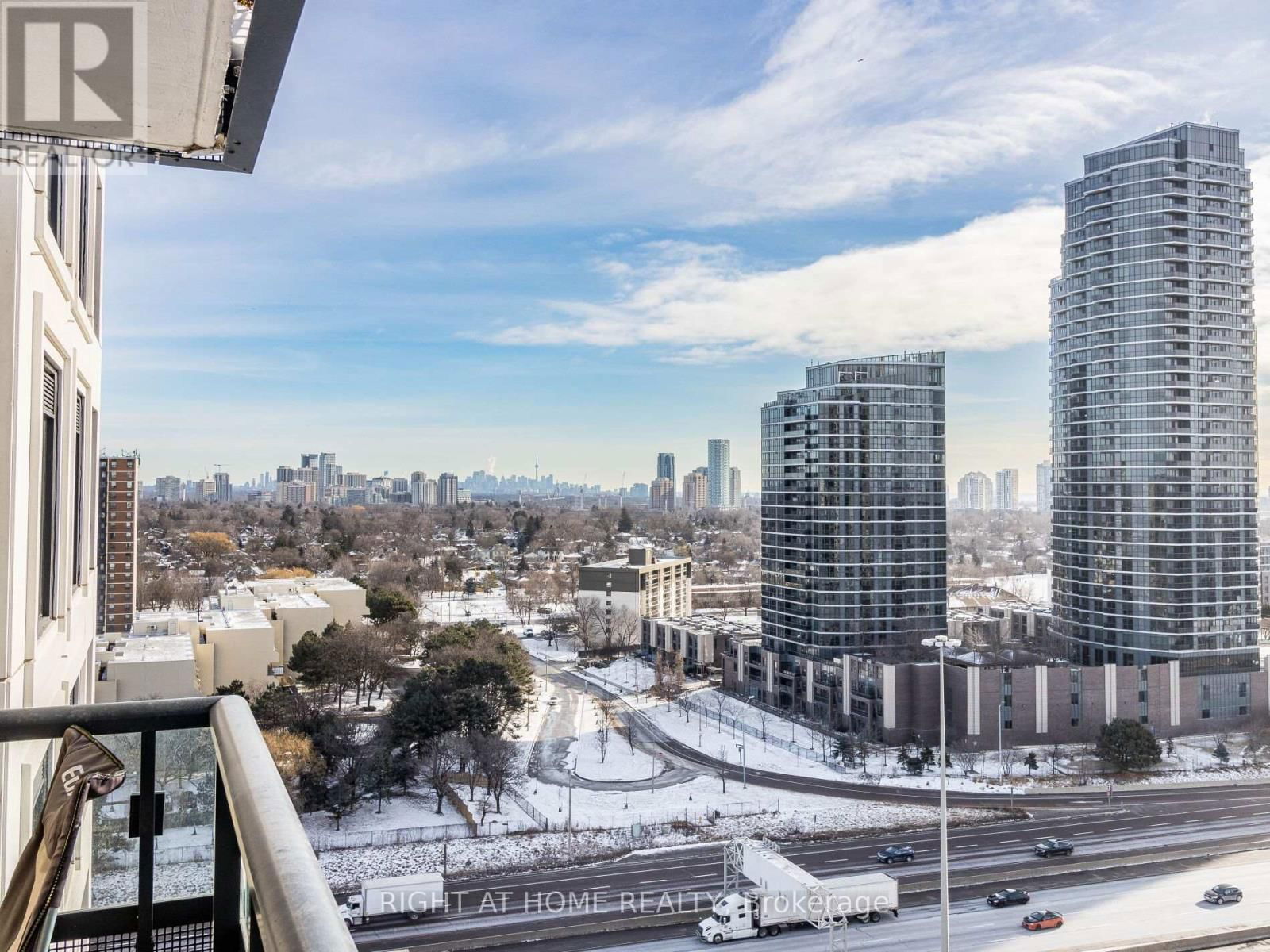 1401 - 10 EVA ROAD Image 31