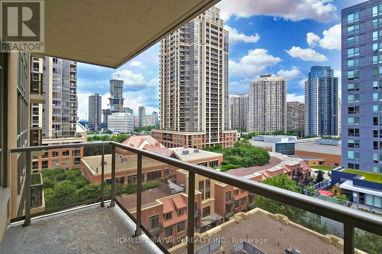 1002 - 350 PRINCESS ROYAL DRIVE Image 23