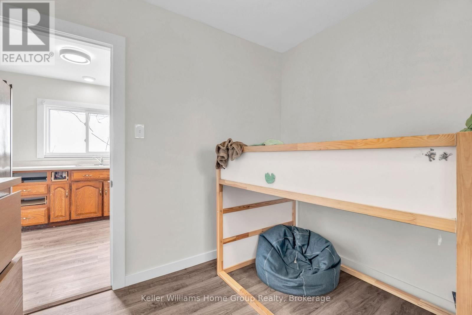 179 ANGELENE STREET Image 12
