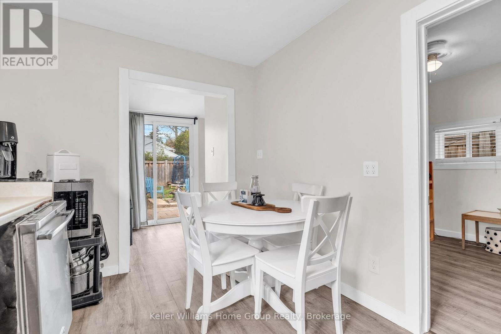 179 ANGELENE STREET Image 21