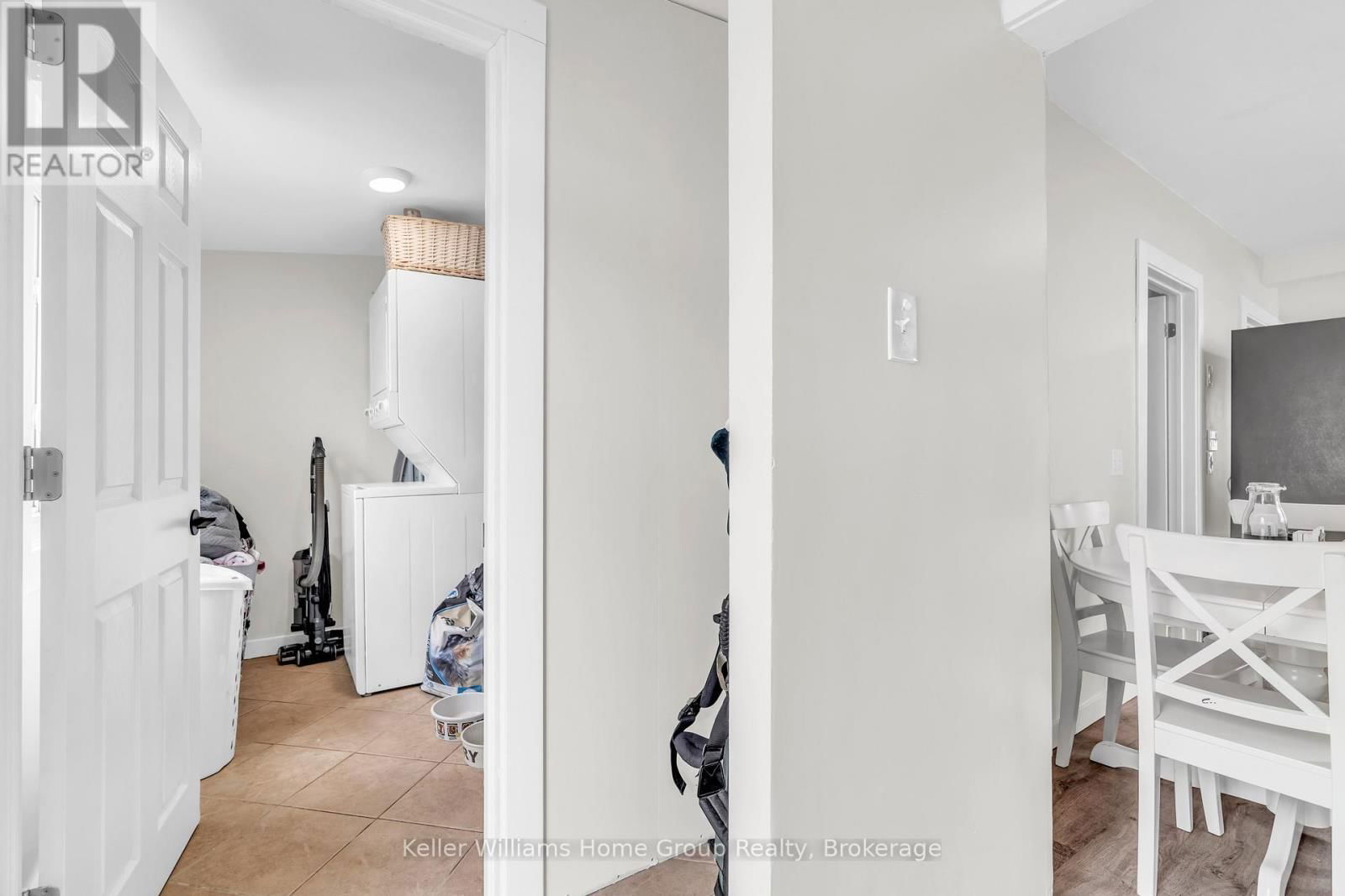 179 ANGELENE STREET Image 22