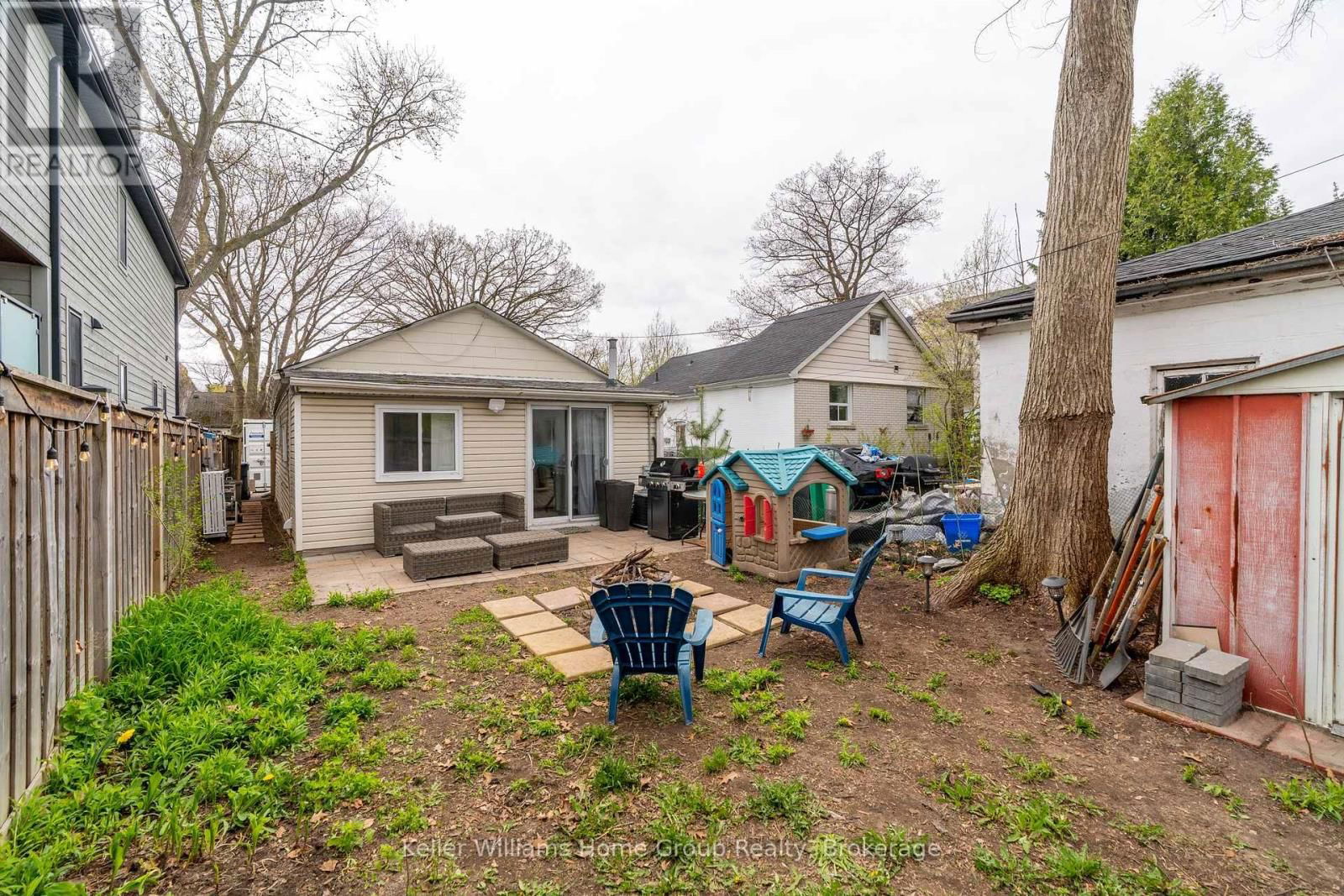 179 ANGELENE STREET Image 26