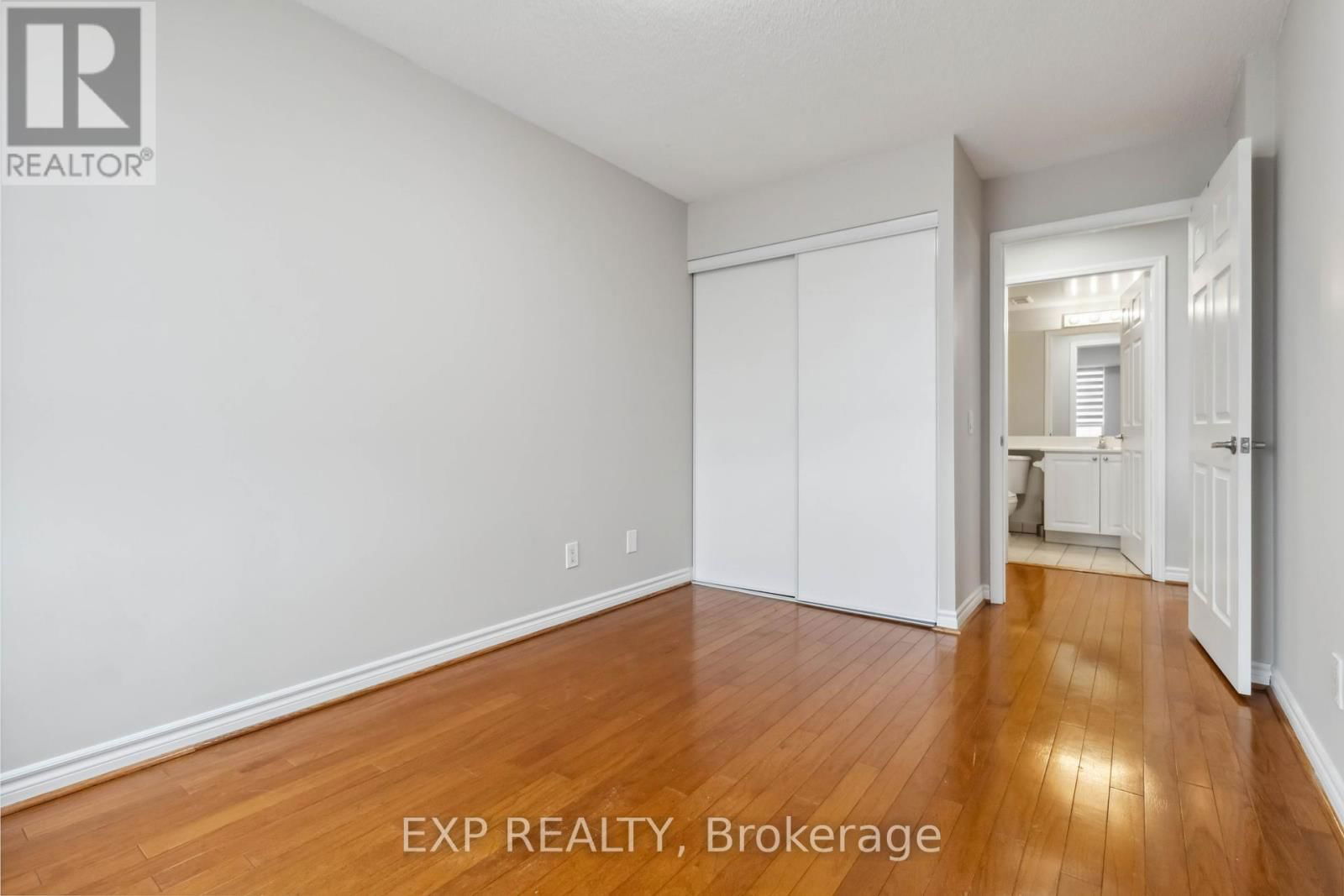 616 - 25 KINGSBRIDGE GARDEN CIRCLE Image 16