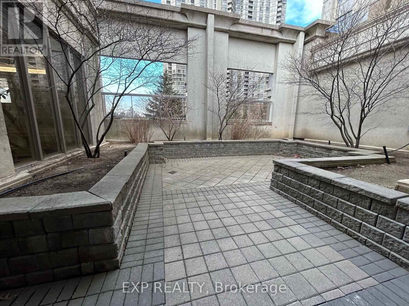 616 - 25 KINGSBRIDGE GARDEN CIRCLE Image 28