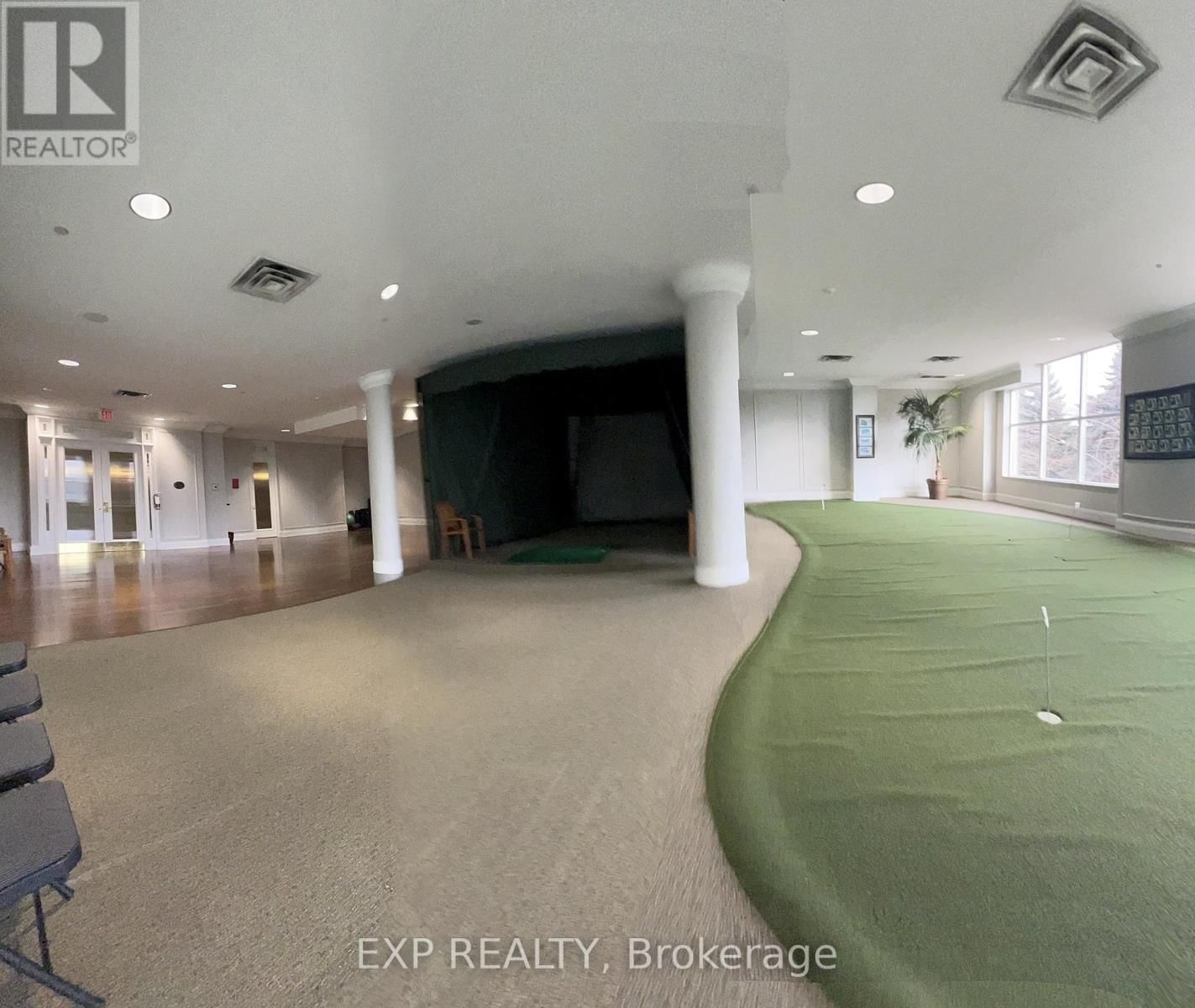 616 - 25 KINGSBRIDGE GARDEN CIRCLE Image 35