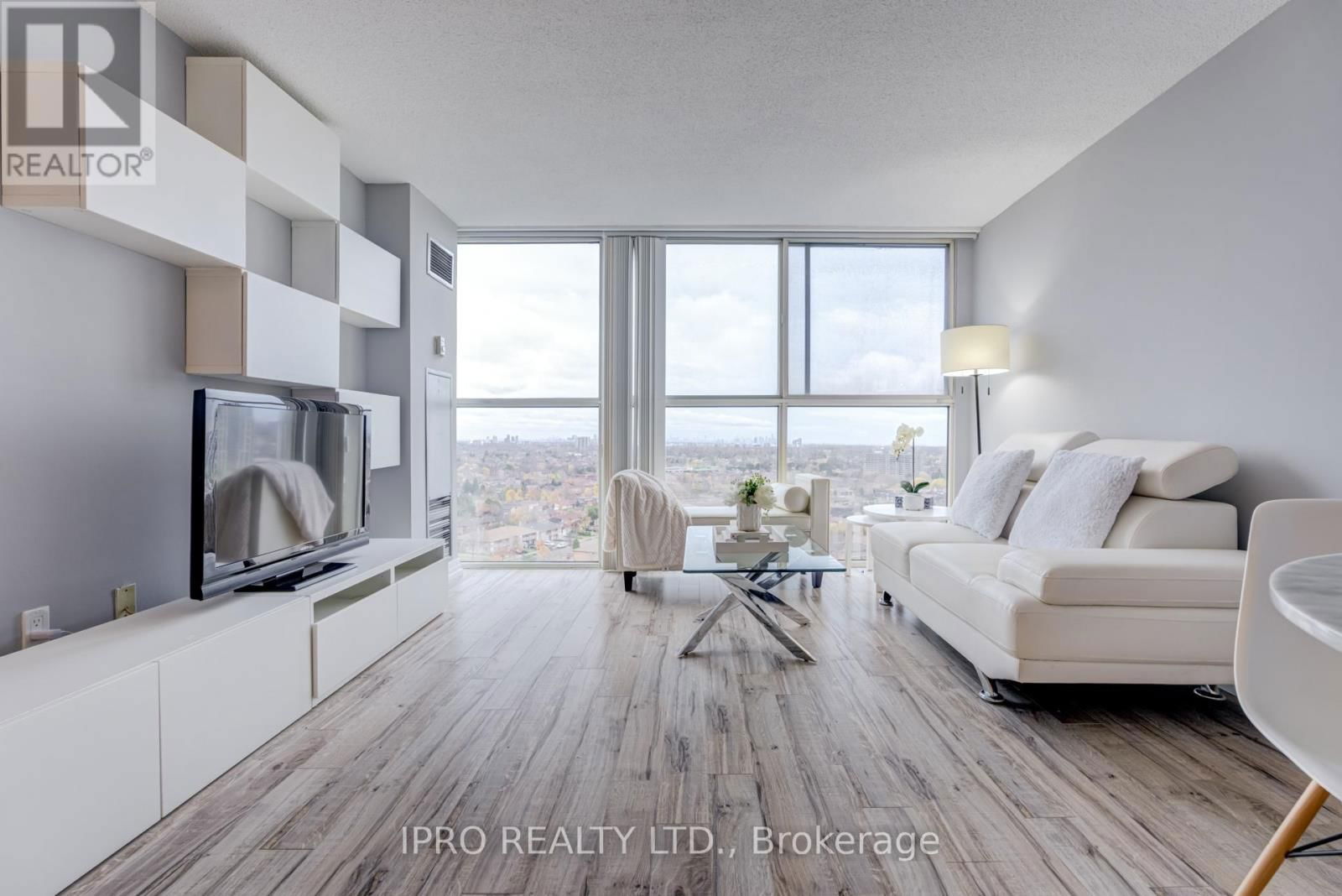 1616 - 4185 SHIPP DRIVE Image 6