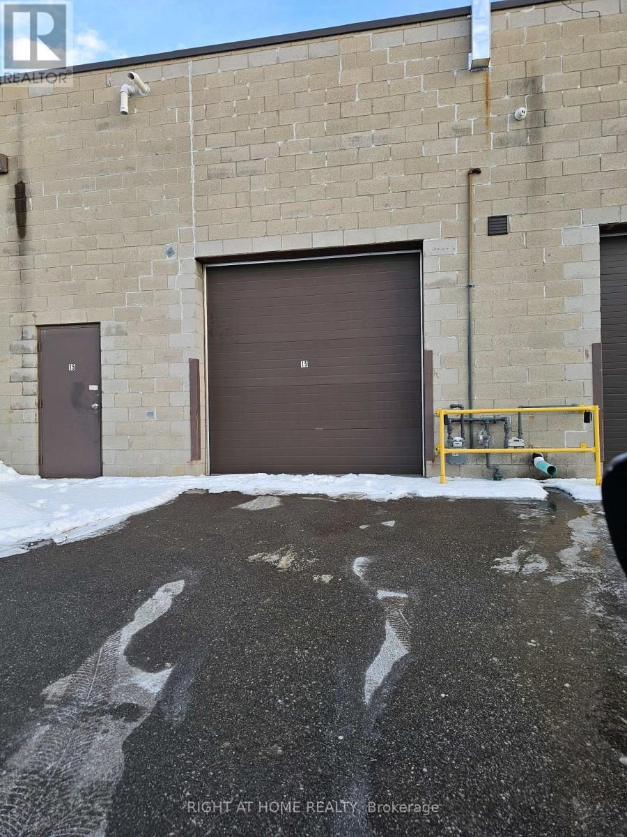 15 - 26 MCEWAN DRIVE WEST Image 2