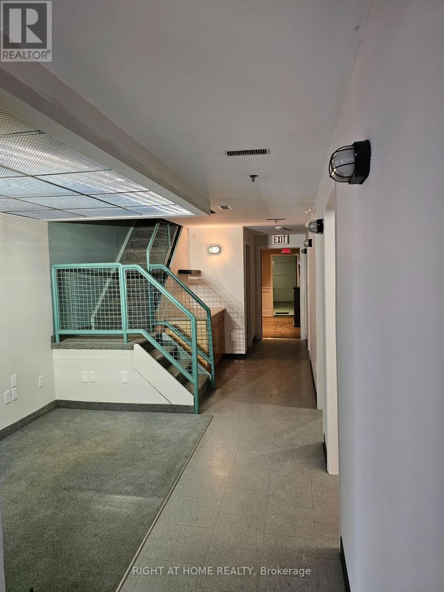 15 - 26 MCEWAN DRIVE WEST Image 8