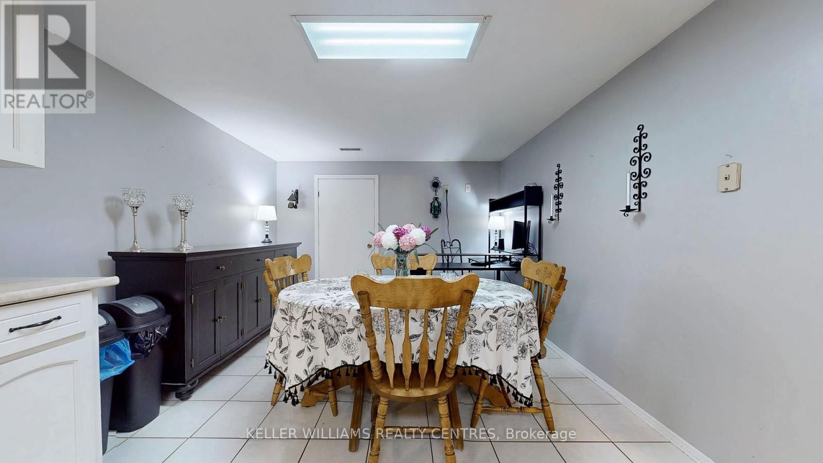 2461 HENSALL STREET EAST Image 22
