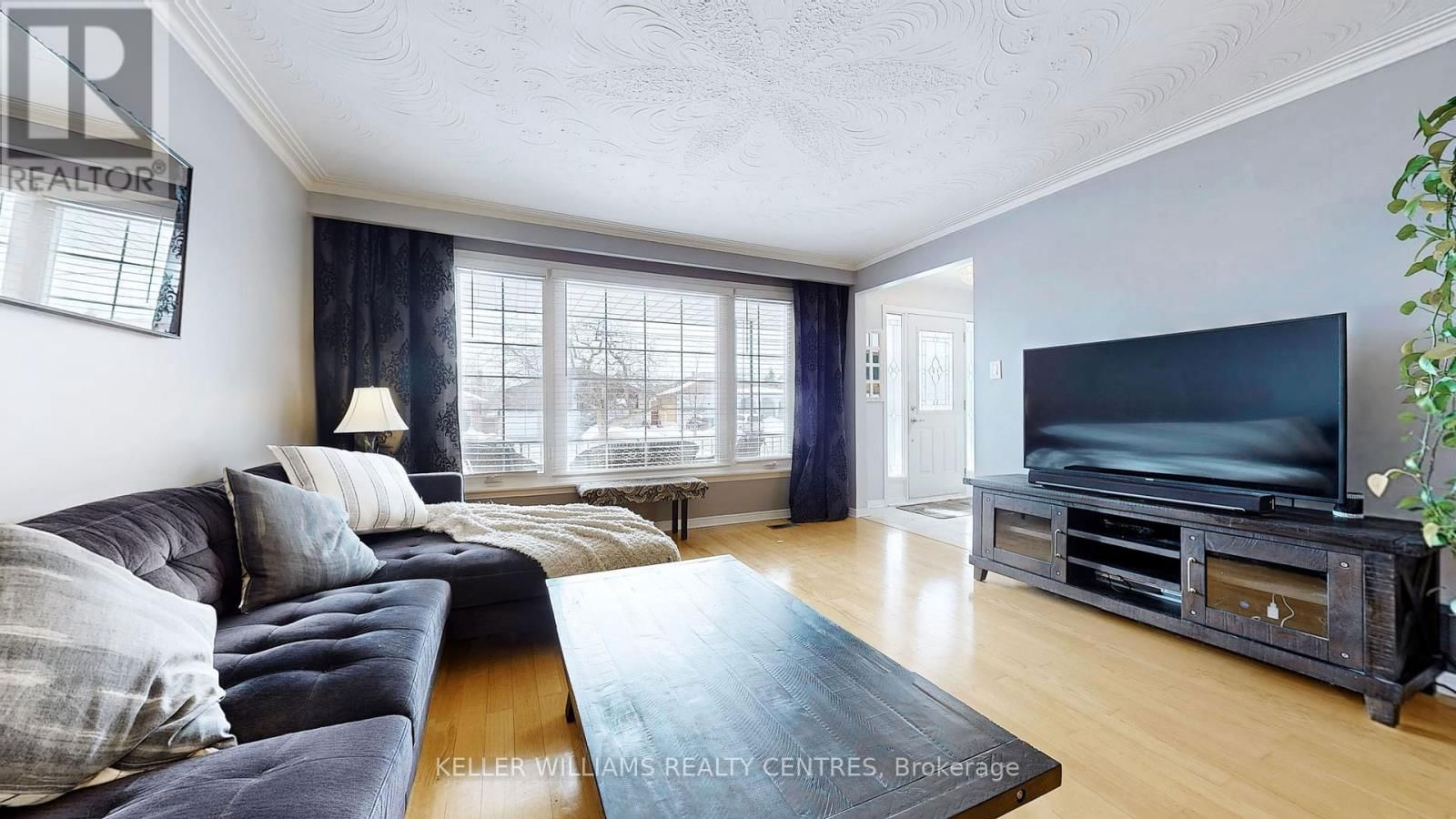 2461 HENSALL STREET EAST Image 4