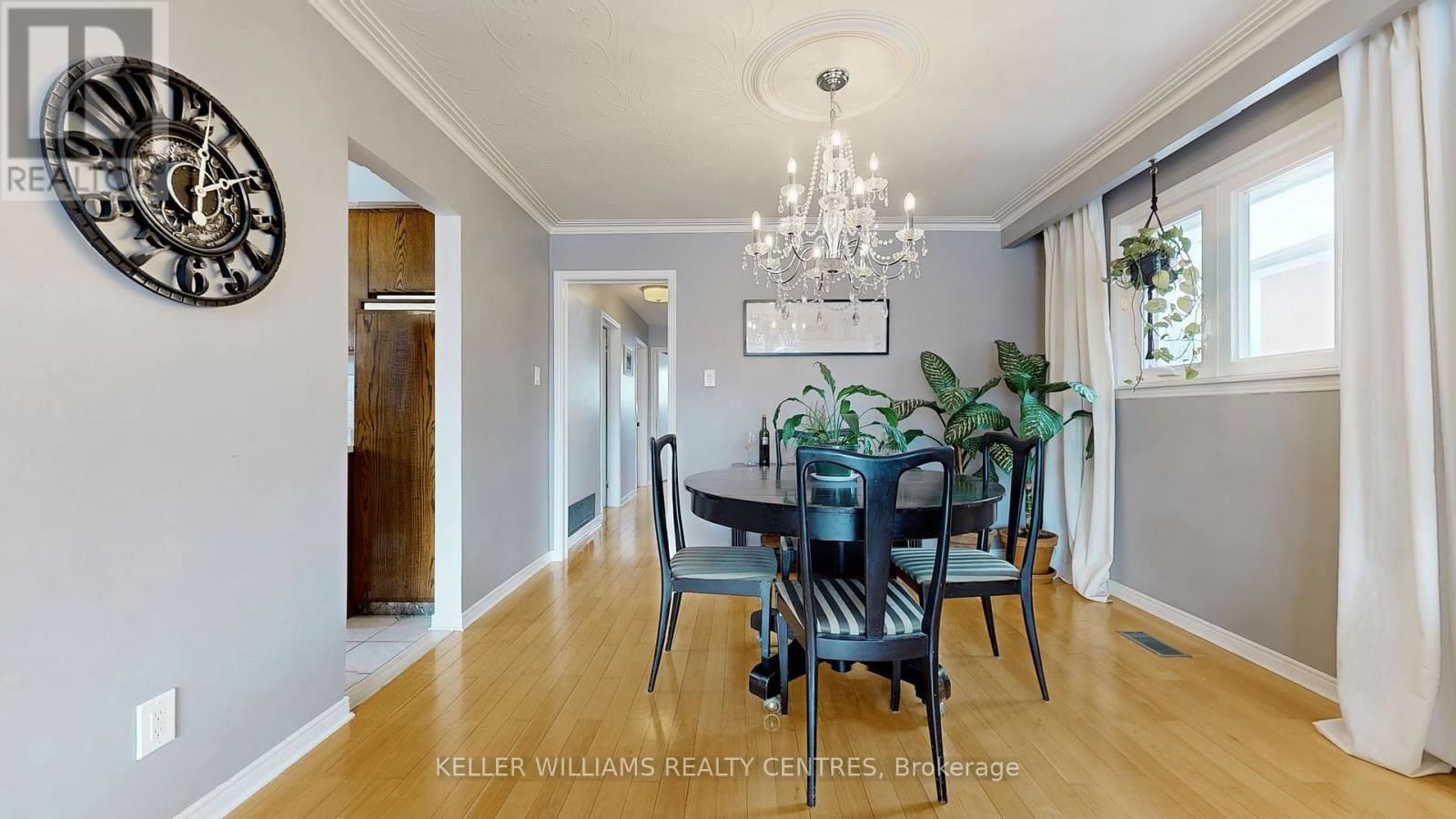 2461 HENSALL STREET EAST Image 8