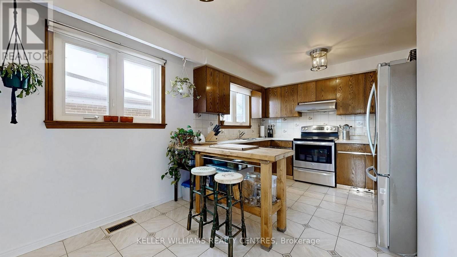 2461 HENSALL STREET EAST Image 9