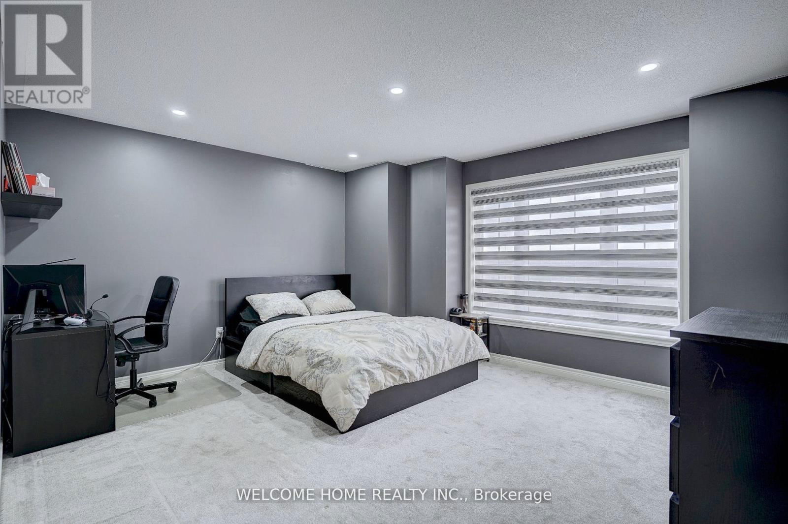 556 BESSBOROUGH DRIVE Image 13