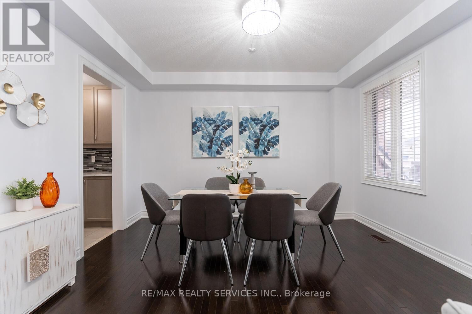5452 MEADOWCREST AVENUE Image 11
