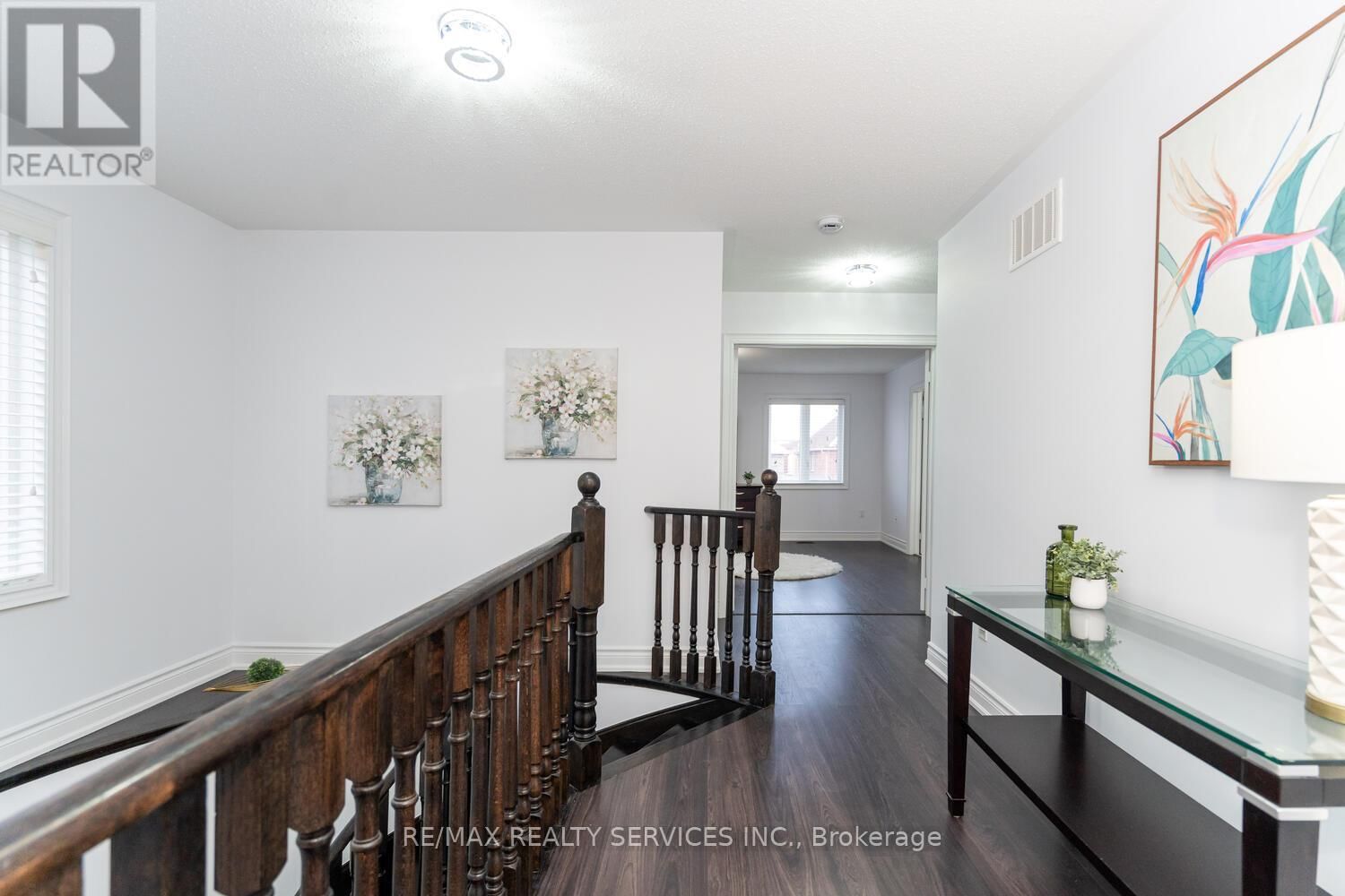 5452 MEADOWCREST AVENUE Image 23