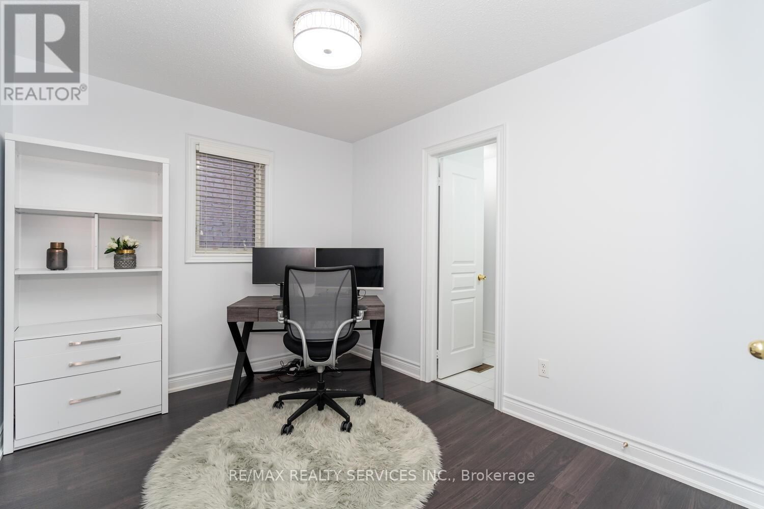 5452 MEADOWCREST AVENUE Image 34
