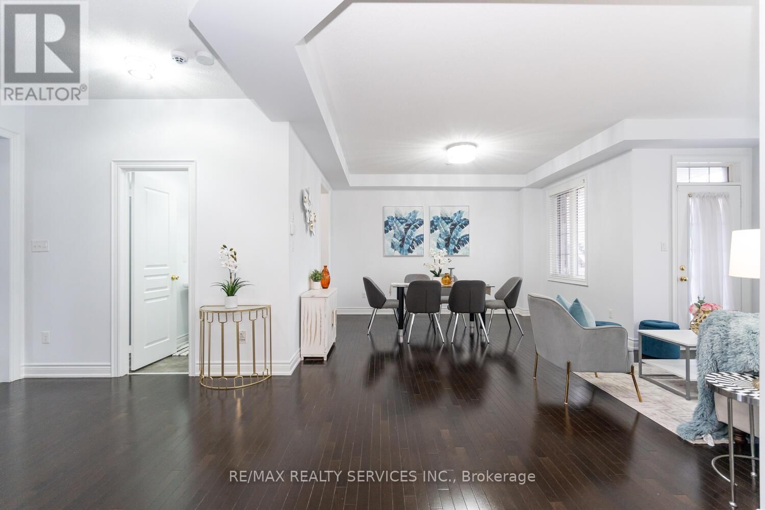 5452 MEADOWCREST AVENUE Image 6