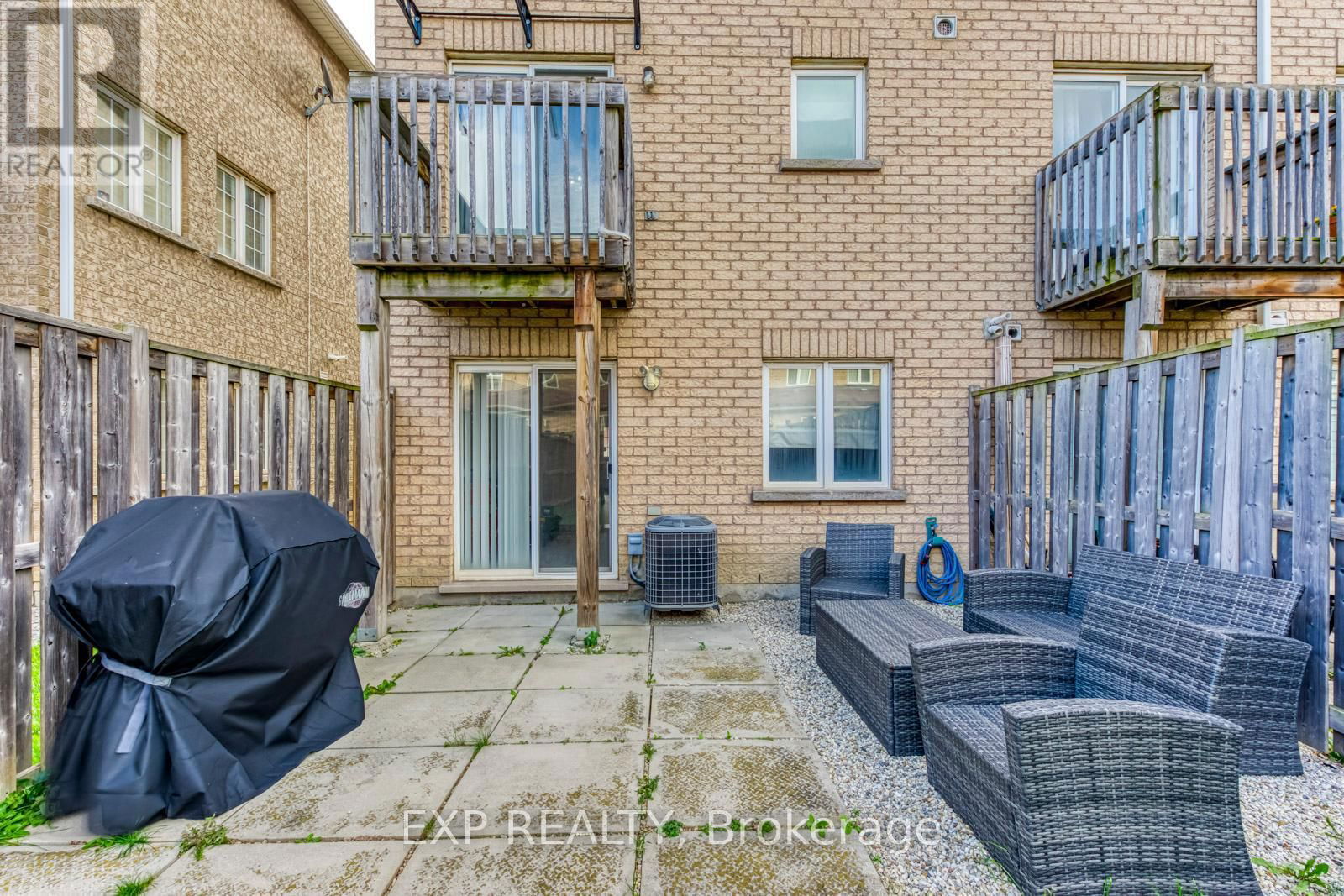 751 CANDLESTICK CIRCLE Image 23